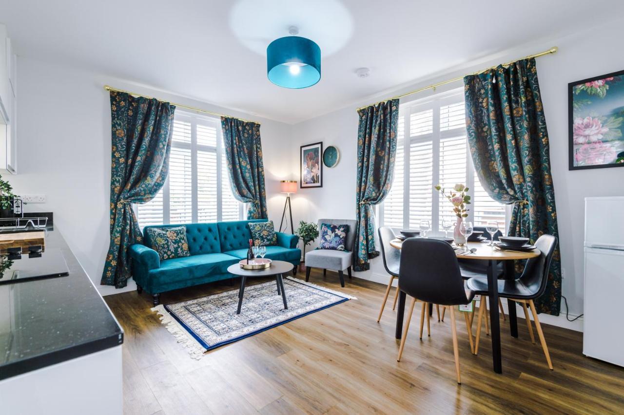 Hearsall Place Serviced Apartment コヴェントリー エクステリア 写真