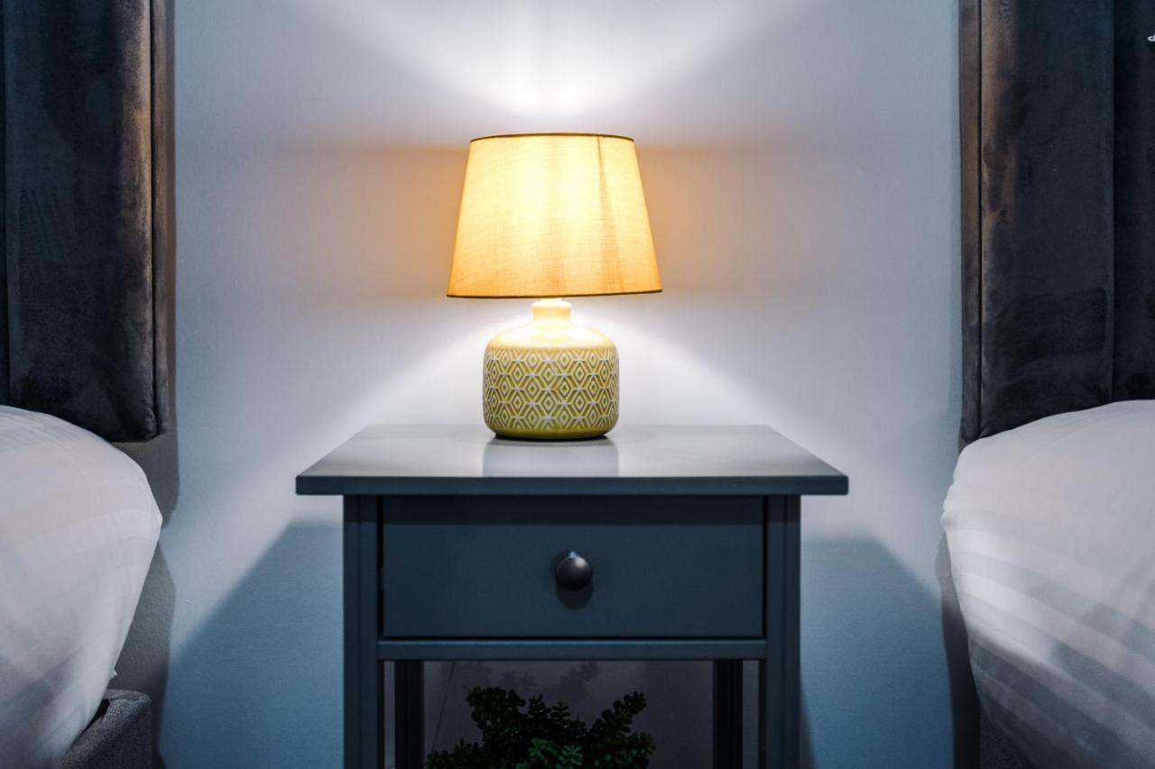 Hearsall Place Serviced Apartment コヴェントリー エクステリア 写真
